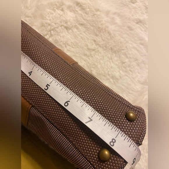 BVLGARI for emirates toiletry travel bag brown 9”x 5” - Picture 8 of 8